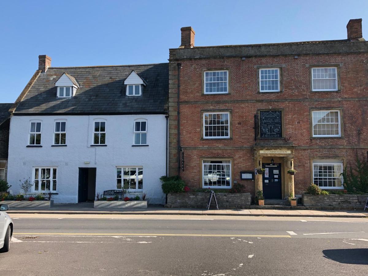 The Ilchester Arms Hotel, Ilchester Somerset Exterior photo