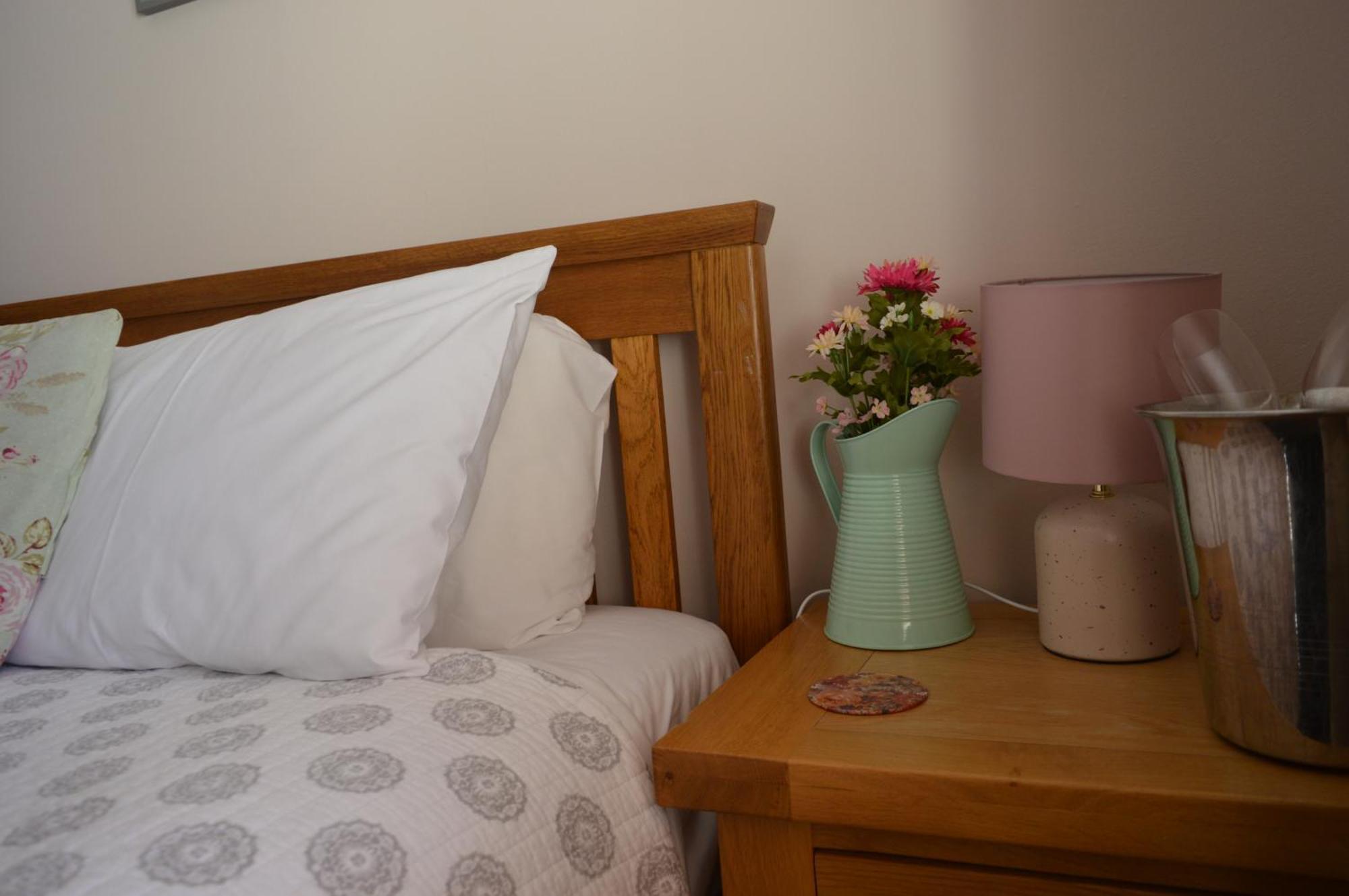 The Ilchester Arms Hotel, Ilchester Somerset Room photo