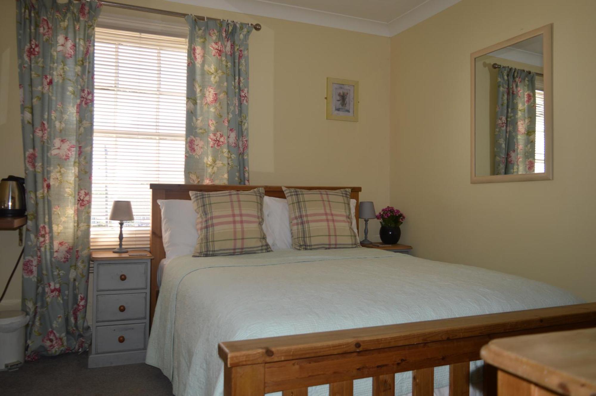 The Ilchester Arms Hotel, Ilchester Somerset Room photo