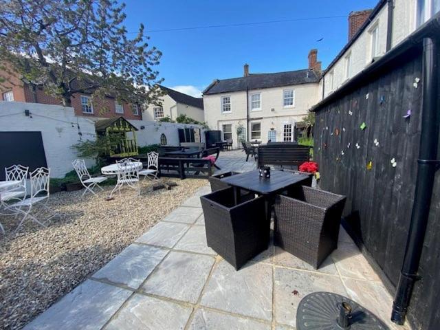 The Ilchester Arms Hotel, Ilchester Somerset Exterior photo