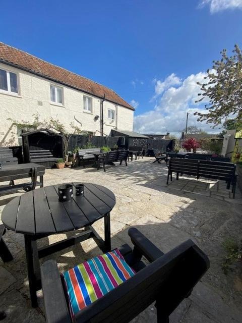 The Ilchester Arms Hotel, Ilchester Somerset Exterior photo